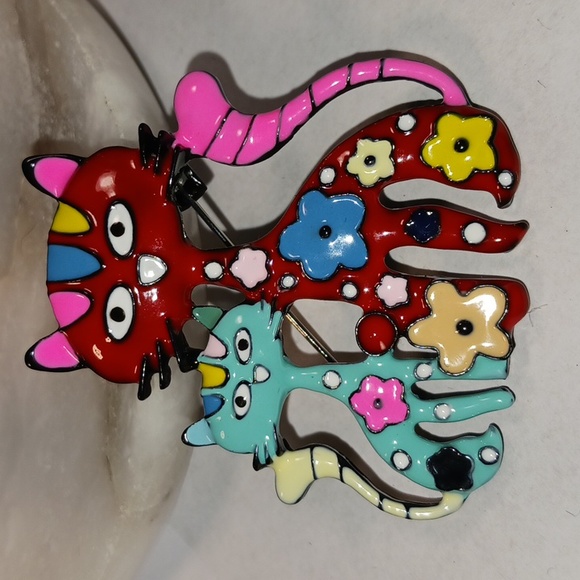 Floral Artsy Cat Brooch enamel - Picture 3 of 3